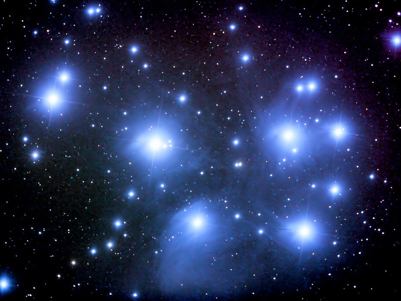 L'ammasso delle Pleiadi (M45) nel Toro